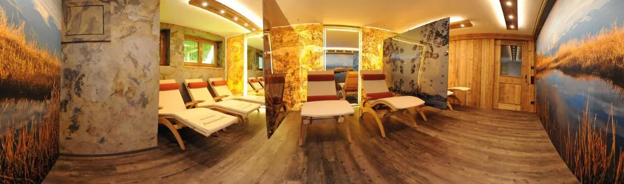 Ski In Ski Out Hotel Unterellmau Saalbach-Hinterglemm