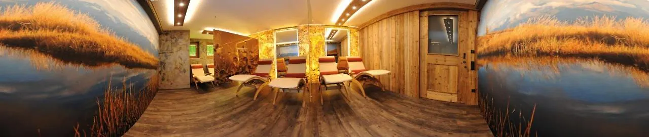Ski In Ski Out Hotel Unterellmau Saalbach-Hinterglemm