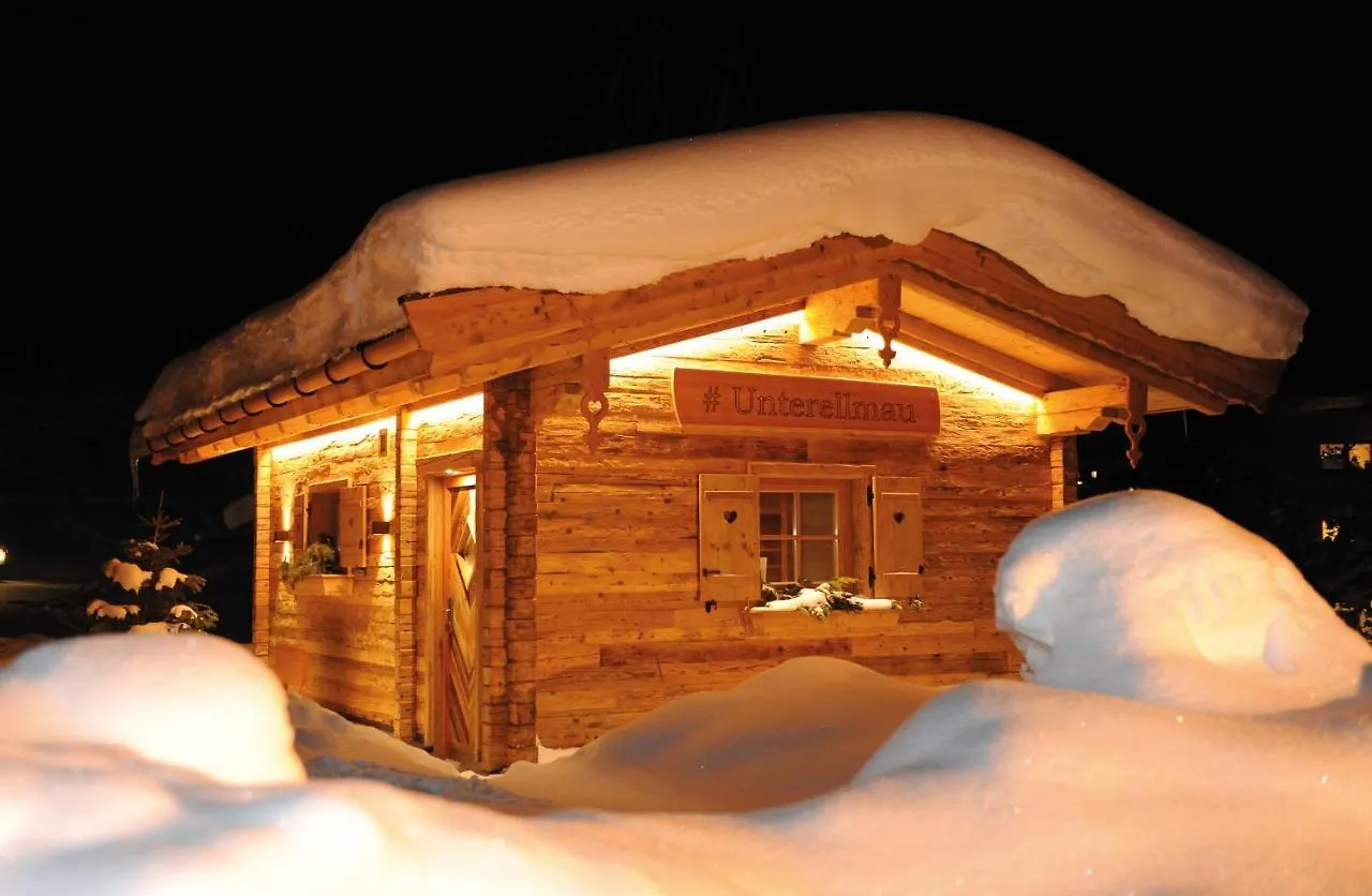 Ski In Ski Out Hotel Unterellmau Saalbach-Hinterglemm