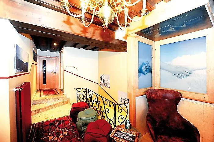 ***  Ski In Ski Out Hotel Unterellmau Saalbach-Hinterglemm Austria