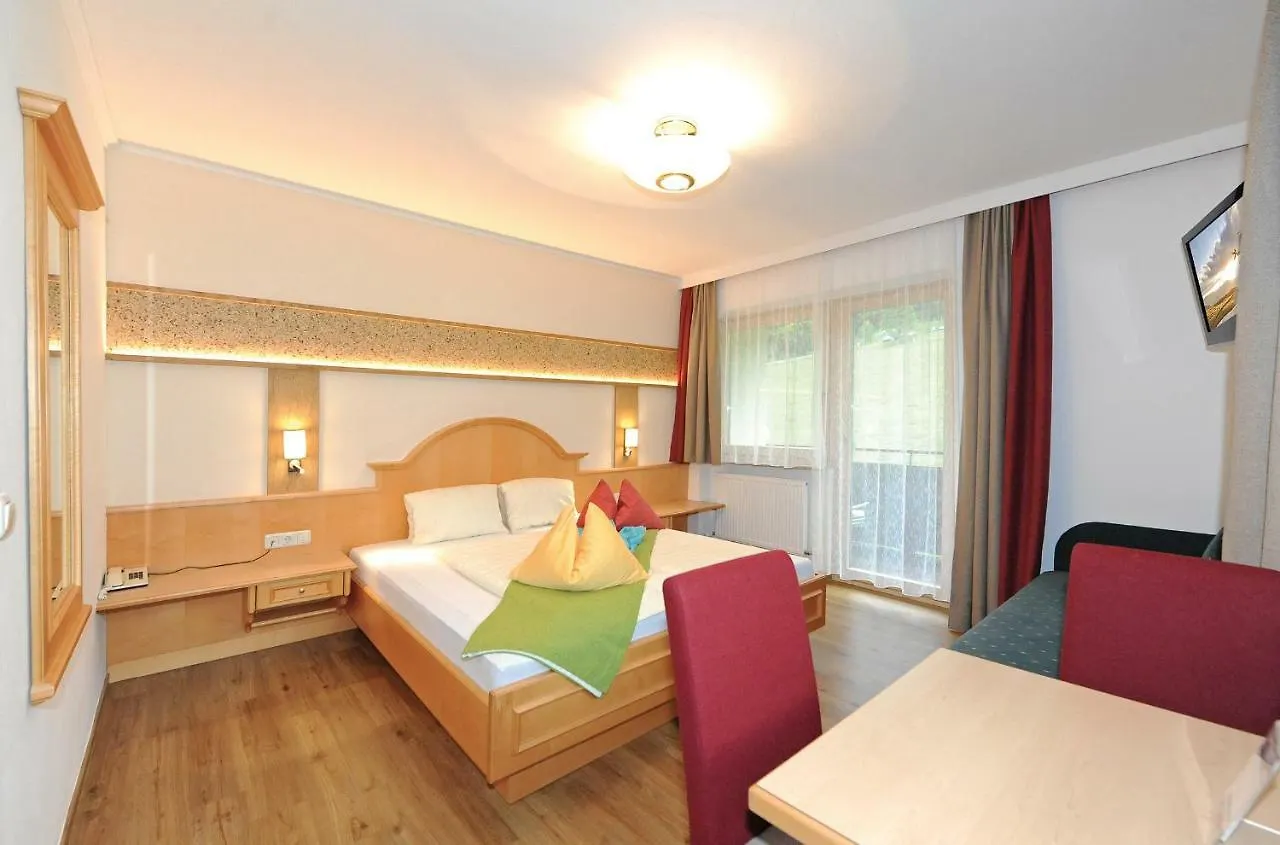 Ski In Ski Out Hotel Unterellmau Saalbach-Hinterglemm